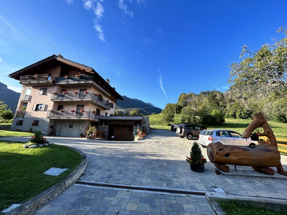 Maison Le Cre Appartamento 2 อินทรอด ภายนอก รูปภาพ